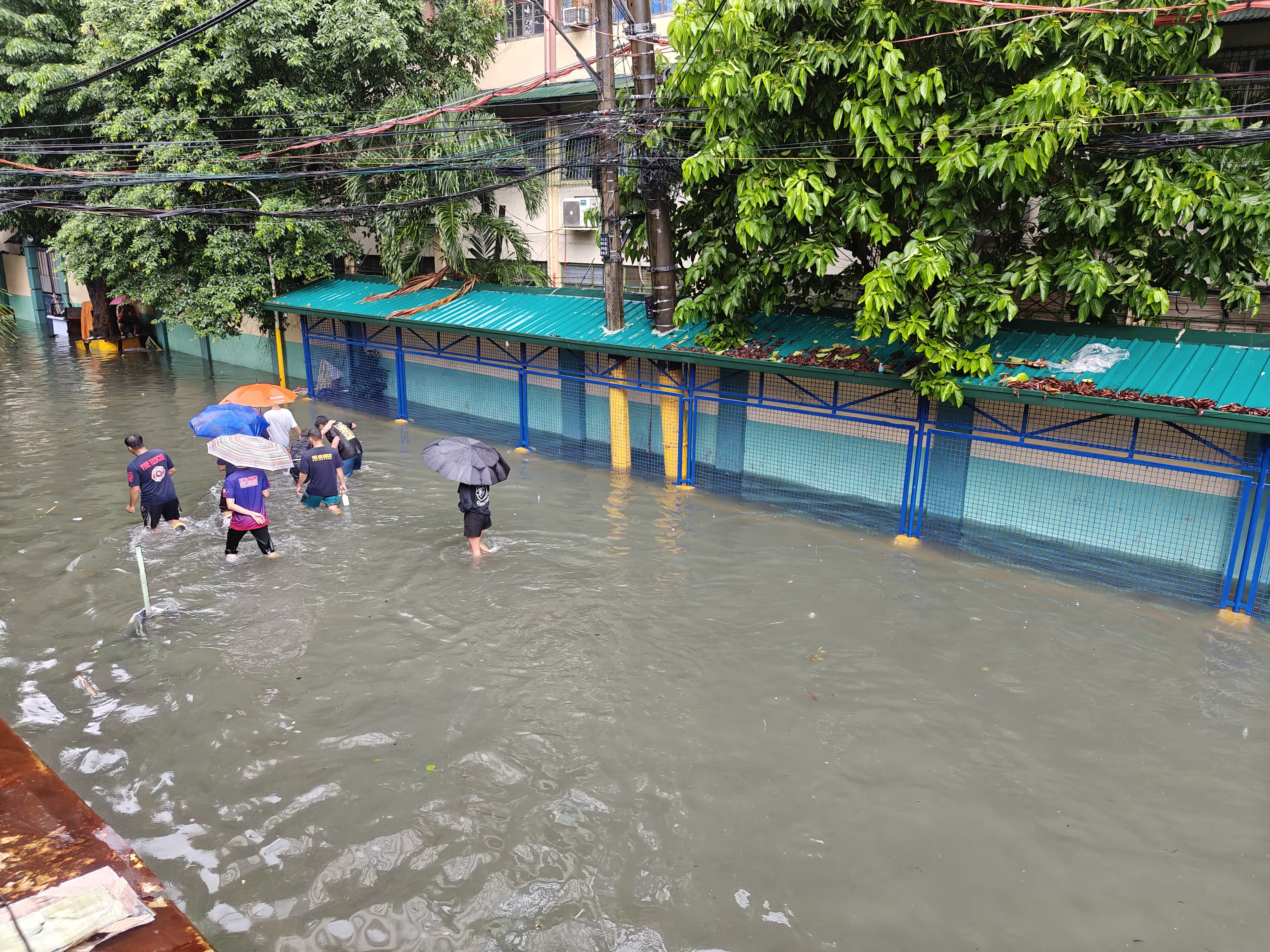 Habagat flooding in Manila used as a contextual image for the August 19 class and government work suspension report